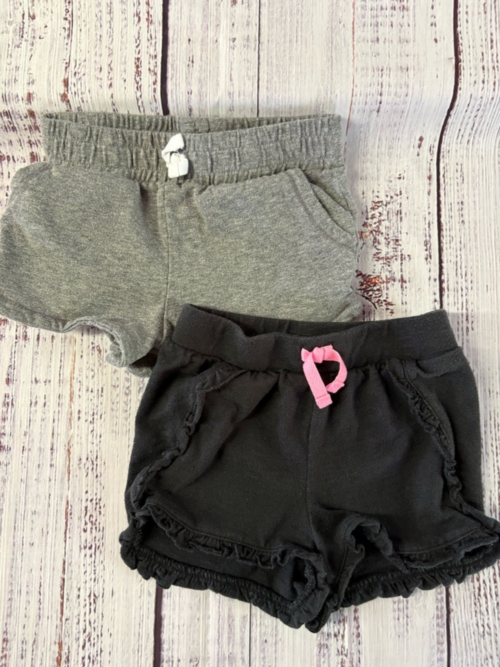 jumping beans Gray & Black Girls' Knit Shorts Duo